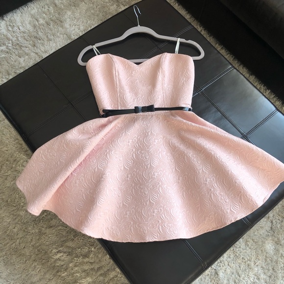 Cocktail Dress - Picture 1 of 2